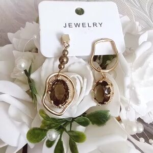 Anthropologie Gold and Brown Earrings